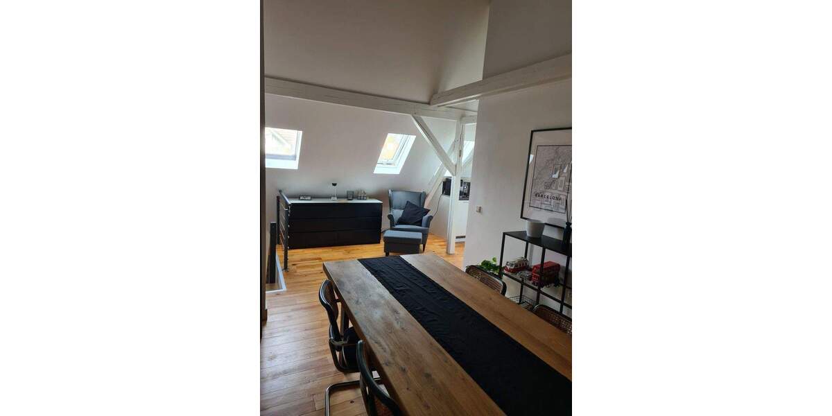 Etagenwohnung Düsseldorf Pempelfort - 4 Zimmer, 95 m&sup2;, 1.400&euro; | Angebot:25372430