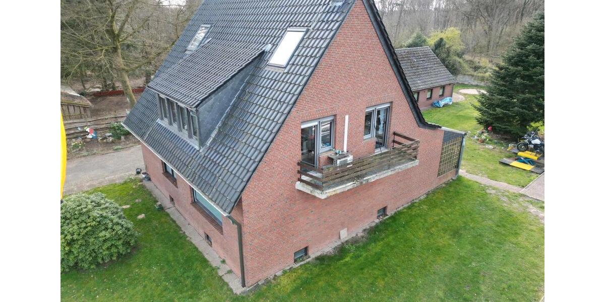 Mehrfamilienhaus, Wohnhaus Hünxe - 9 Zimmer, 180 m&sup2;, 790.000&euro; | Angebot:25810971