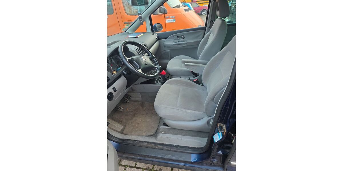 VW Sharan 225.000 km 2.000 &euro; Mettmann 40822
