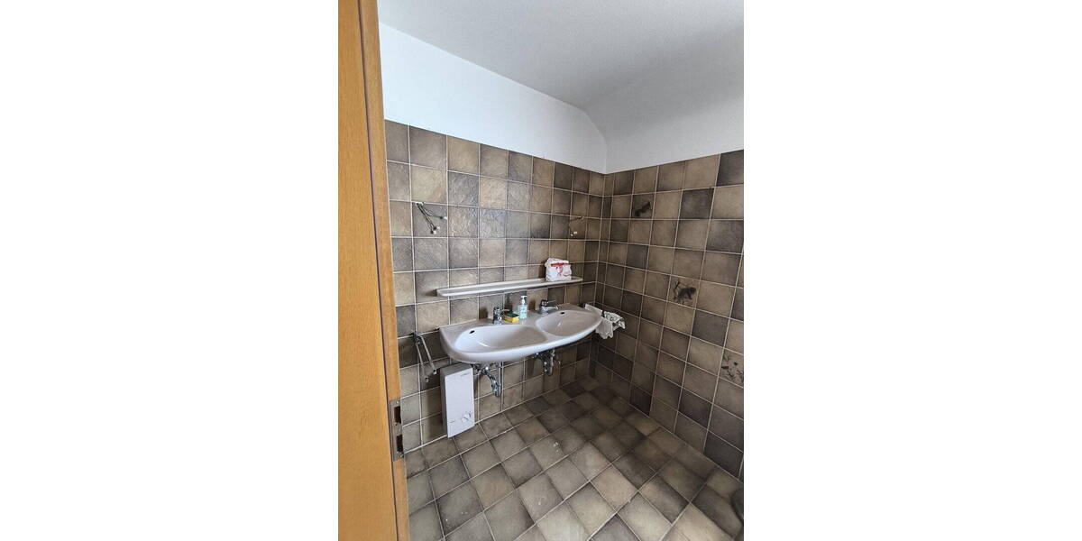 Terrassenwohnung Dinslaken Innenstadt - 4 Zimmer, 147 m&sup2;, 260.000&euro; | Angebot:26418076