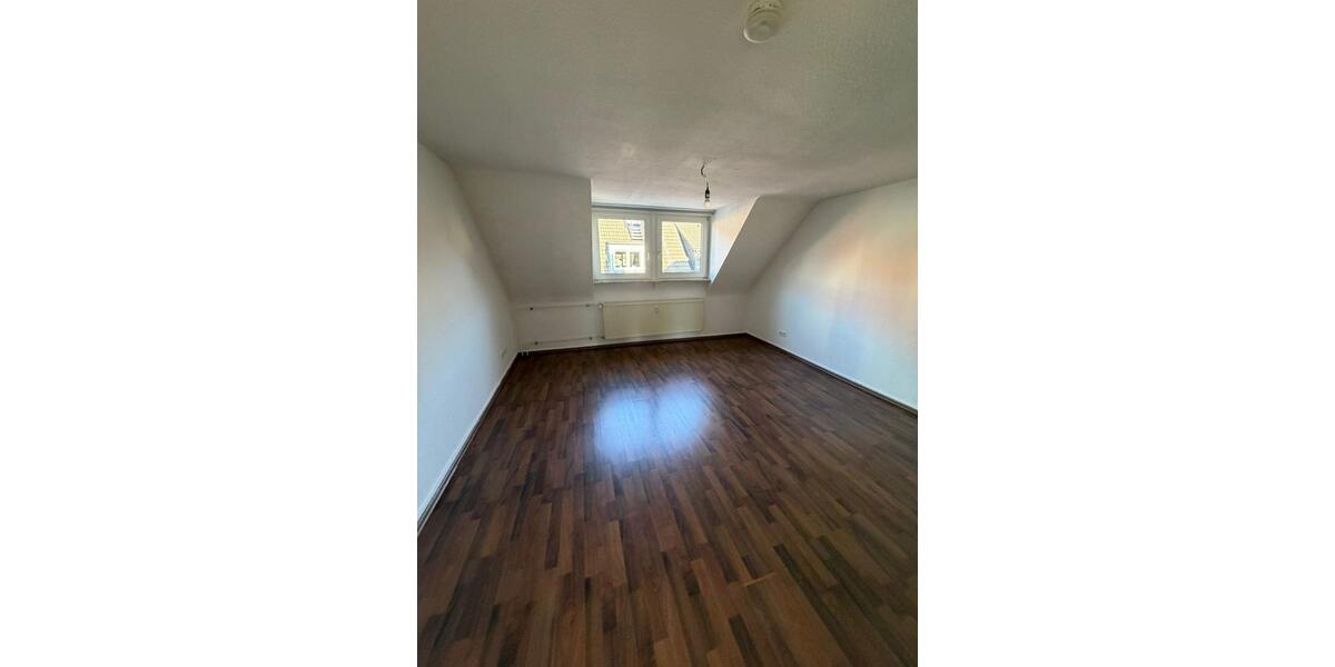 Dachgeschoßwohnung Essen Südviertel - 2 Zimmer, 48 m&sup2;, 555&euro; | Angebot:25710771