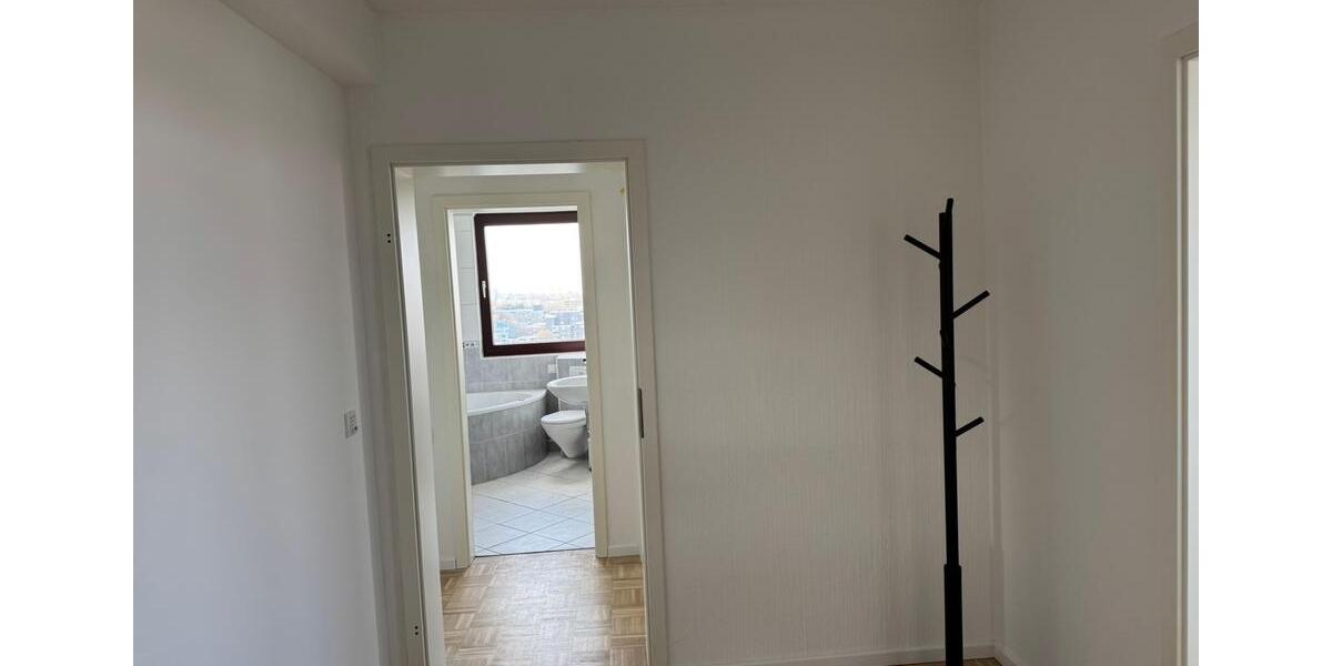 Etagenwohnung Bochum Laer - 3 Zimmer, 84 m&sup2;, 1.350&euro; | Angebot:25833798