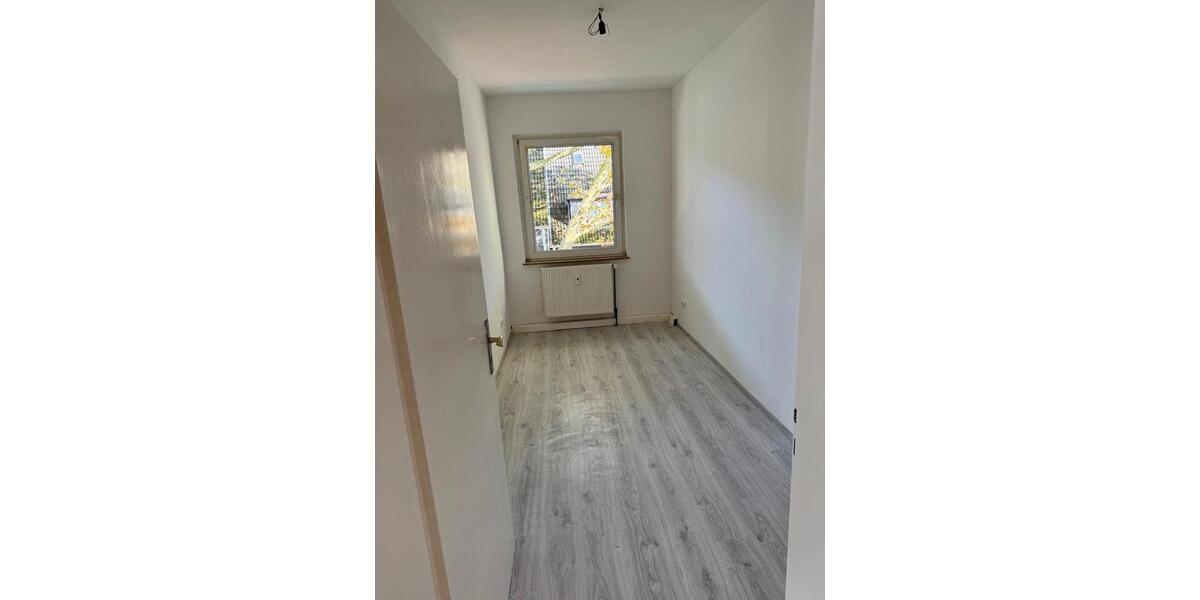 Etagenwohnung Essen Stadtbezirk VII - 3 Zimmer, 57 m&sup2;, 530&euro; | Angebot:26681785