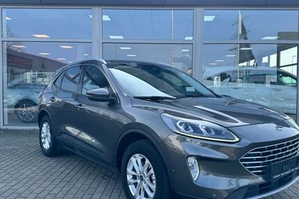 Ford Kuga 42.000 km 19.900 &euro; Dinslaken 46539