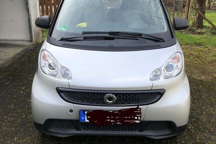 Smart ForTwo 49.300 km 5.550 &euro; Essen 45327