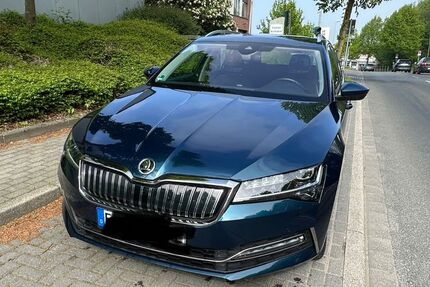 Skoda Superb 52.000 km 21.499 &euro; Essen 45147