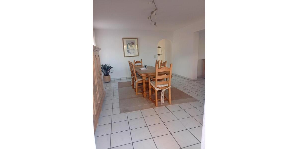 Erdgeschoßwohnung Moers - 3 Zimmer, 82 m&sup2;, 230.000&euro; | Angebot:26503717