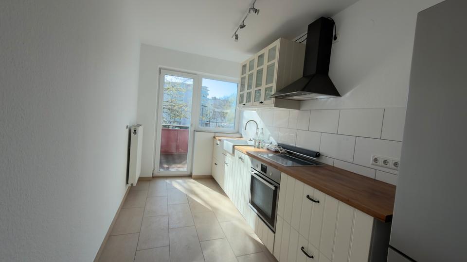 Etagenwohnung Düsseldorf Pempelfort - 3 Zimmer, 93 m&sup2;, 1.440&euro; | Angebot:26663995