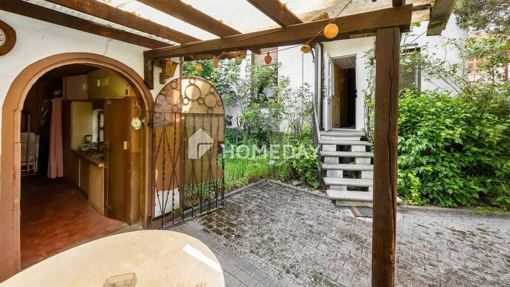 Charmante Doppelhaushälfte mit ELW, Garten & Vermietungspotenzial - idyllisch wohnen in ruhiger Lage 6 zimmer