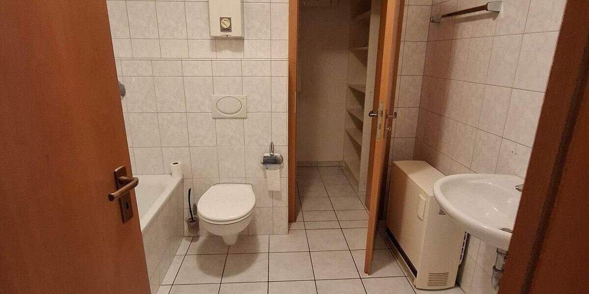 !!!! Schöne gemütliche 2-Zimmerwohnung, 1.OG mitte, in Essen-Bergerhausen !!!! 2 zimmer