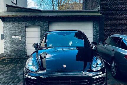 Porsche Cayenne 192.229 km 27.800 &euro; Gelsenkirchen 45886