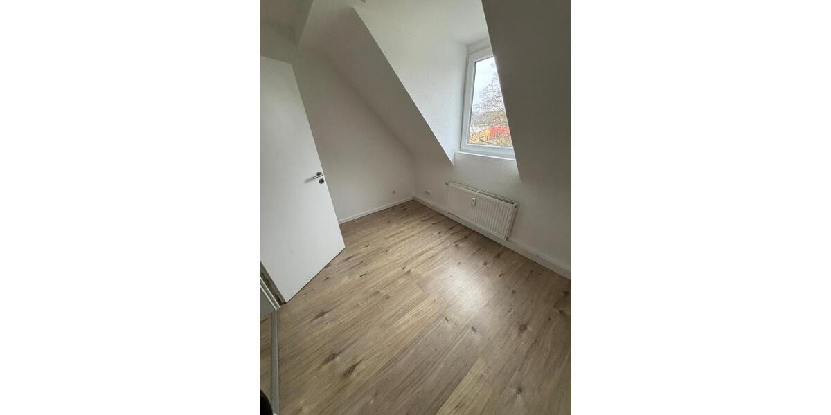 Dachgeschoßwohnung Bottrop Boy - 3 Zimmer, 53 m&sup2;, 500&euro; | Angebot:25560378