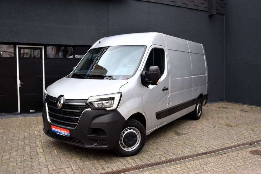 Renault Master 28.000 km 24.990 € Remscheid 42853