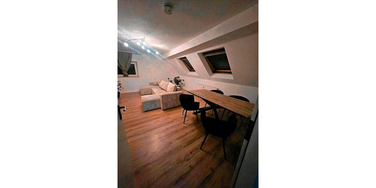 Dachgeschoßwohnung Gelsenkirchen Buer - 3 Zimmer, 65 m&sup2;, 840&euro; | Angebot:26413475