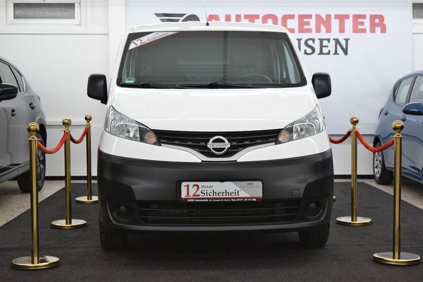NV200