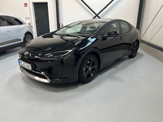 Toyota Prius 31.500 km 34.689 &euro; Haan 42781