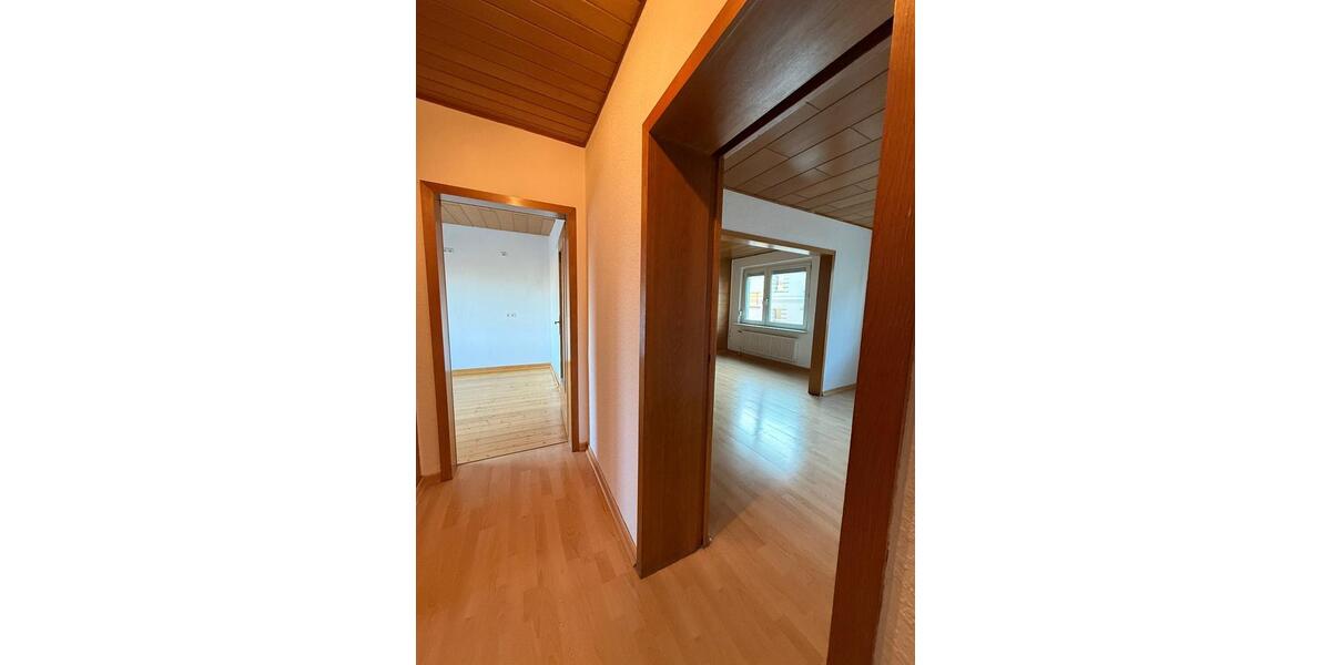 Großzügige 3,5-Zimmer-Wohnung in zentraler Lage von Bochum-Watten 3.5 zimmer