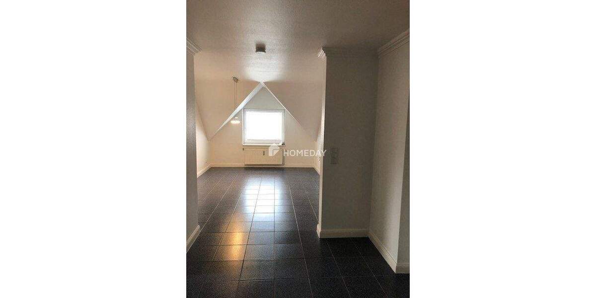 Vermietete Dachgeschosswohnung mit 4 Zimmern und schöner Ausstattung in Herne-Süd 4 zimmer