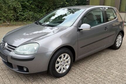 VW Golf 160.000 km 4.899 € Duisburg 47058