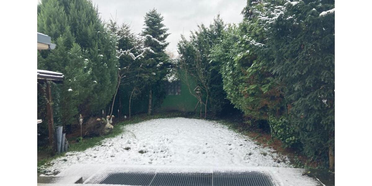 Aussergewöhnlich grosse DHH mit ca. 180 qm Wfl. In Eick-Ost 7 zimmer