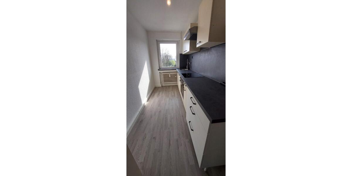 Dachgeschoßwohnung Oberhausen Biefang - 3.5 Zimmer, 75 m&sup2;, 530&euro; | Angebot:25809199