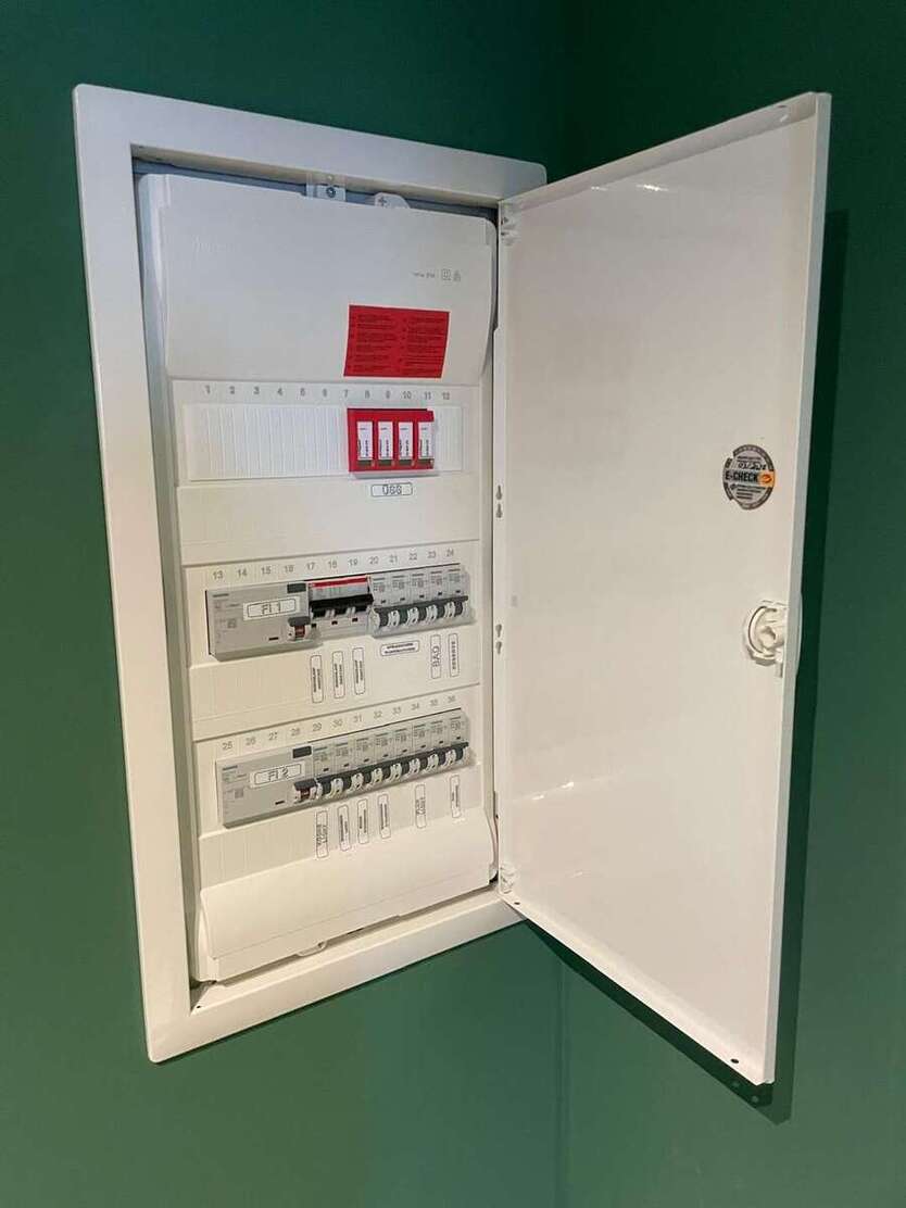 Top saniertes und möbliertes 1-Zimmer-Apartment in Wersten 1 zimmer