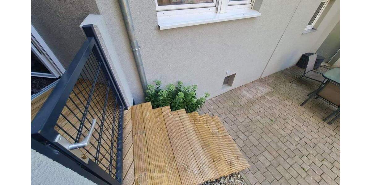 Gepflegtes Mehrfamilienhaus mit gesicherten Mieteinnahmen zimmer