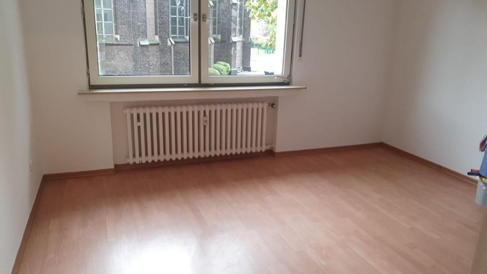 Etagenwohnung Duisburg Angerhausen - 3 Zimmer, 70 m&sup2;, 730&euro; | Angebot:25811923