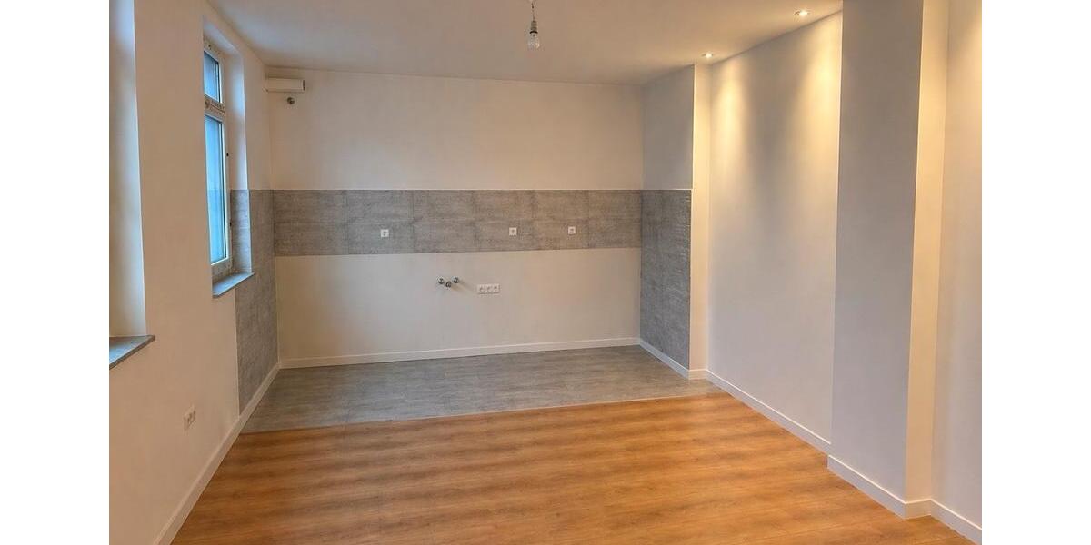 Maisonettenwohnung Duisburg Laar - 5 Zimmer, 120 m&sup2;, 1.200&euro; | Angebot:26126118