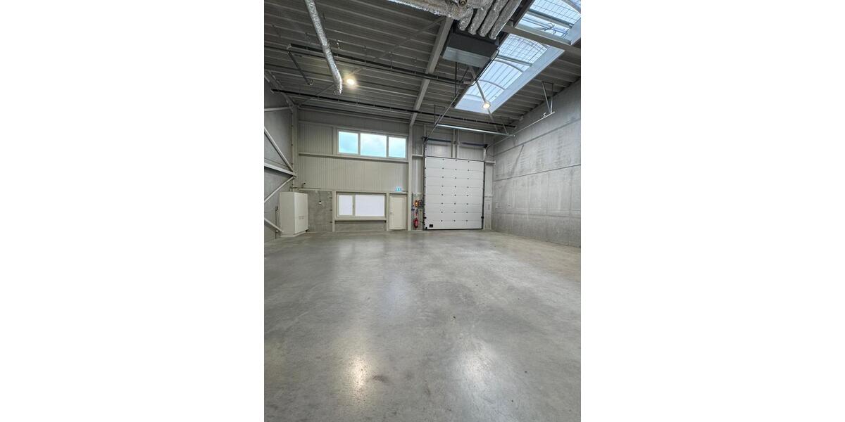 Gewerbeobjekt Essen Stadtbezirk V - 2.200&euro; | Angebot:26142846