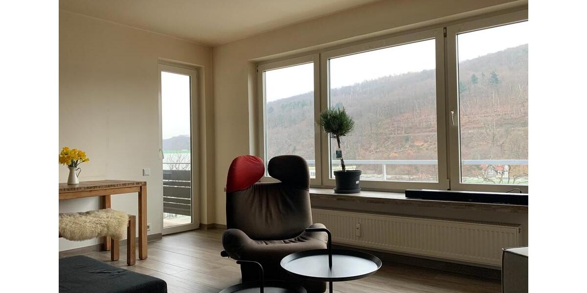 Zentral gelegene 2,5-Zimmer-Wohnung mit Ateliercharme und Blick i zimmer