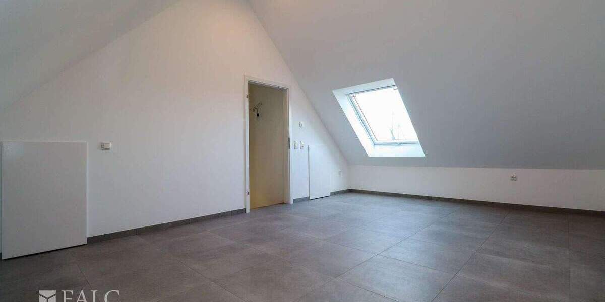 Modernes Neubauhaus (Erstbezug) mit Terrasse und Stellplatz zu vermieten 5 zimmer