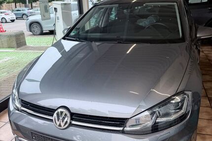 VW Golf 54.000 km 14.999 &euro; Hattingen 45529