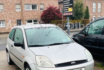 Ford Fiesta 80.352 km 2.250 &euro; moers 47443