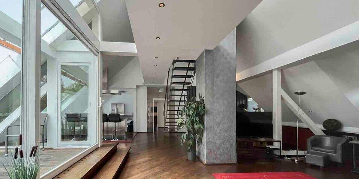 Exklusive Maisonette-Eigentumswohnung mit Sauna, großer Terrasse und außergewöhnlicher Architektur 5 zimmer