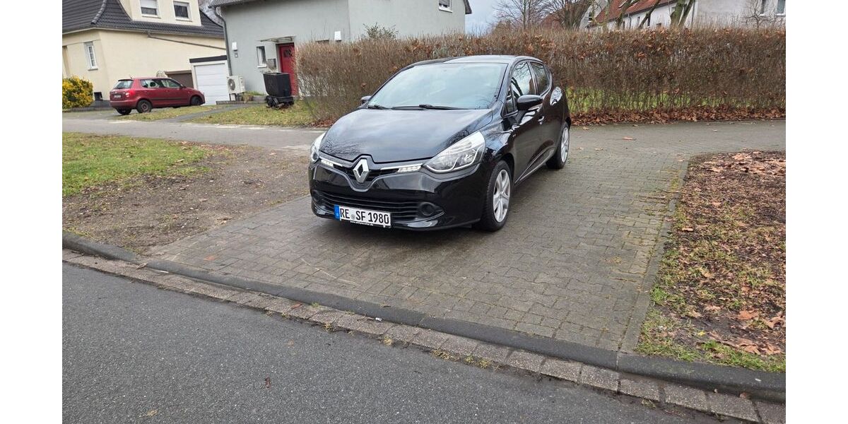 Renault Clio 95.000 km 6.999 &euro; Gladbeck 45968