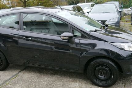 Ford Fiesta 157.000 km 2.990 &euro; Wuppertal 42329