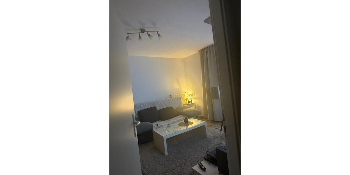 Erdgeschoßwohnung Essen Stadtbezirk V - 1 Zimmer, 25 m&sup2;, 350&euro; | Angebot:26413517