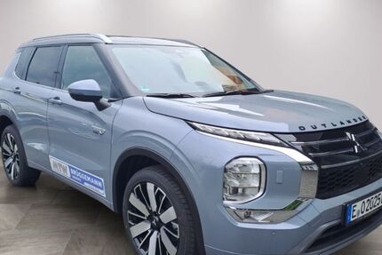 Mitsubishi Plug-in Hybrid Outlander 1.570 km 51.370 € Essen 45145