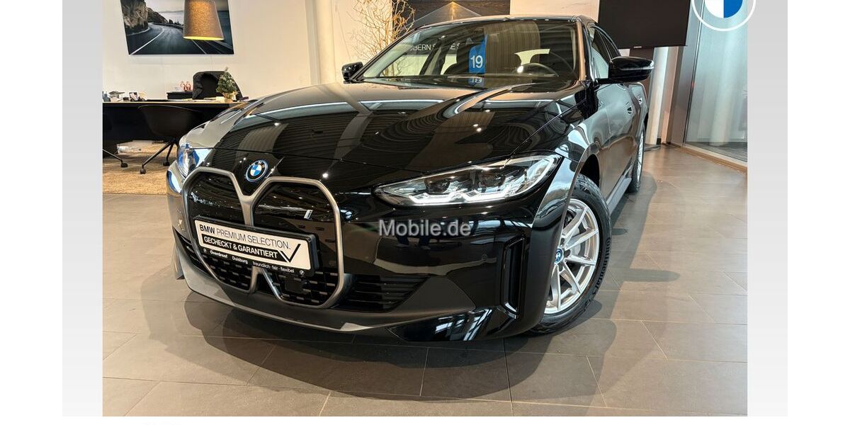 BMW i4 12.699 km 35.900 &euro; Duisburg 47119