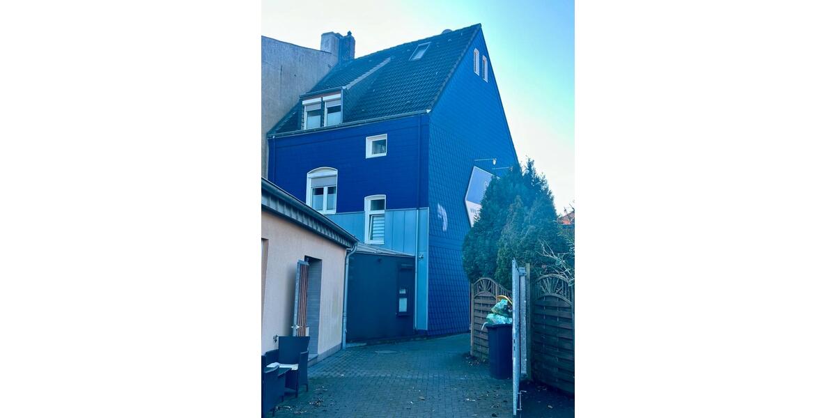 Dachgeschoßwohnung Duisburg Rheinhausen - 2 Zimmer, 72 m&sup2;, 590&euro; | Angebot:25872730