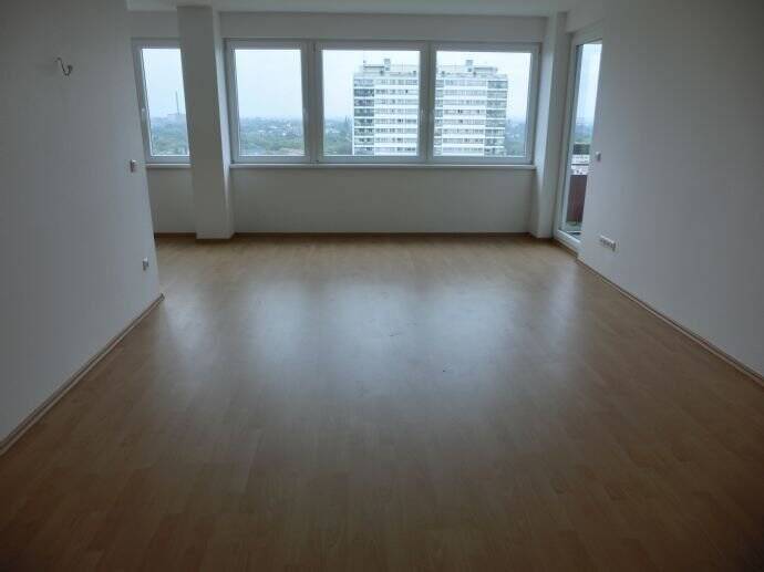 Etagenwohnung Duisburg Hochheide - 2 Zimmer, 68 m&sup2;, 579&euro; | Angebot:25796941