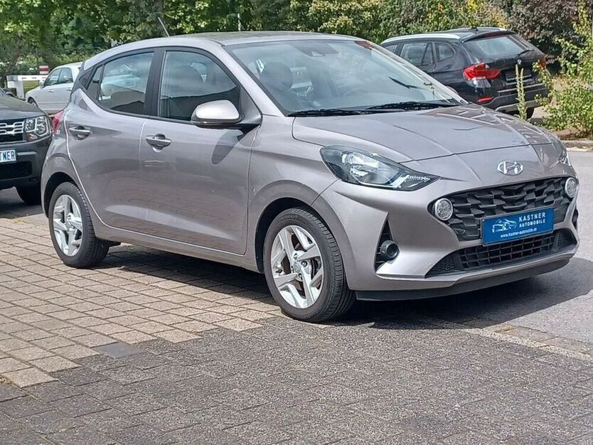 i10