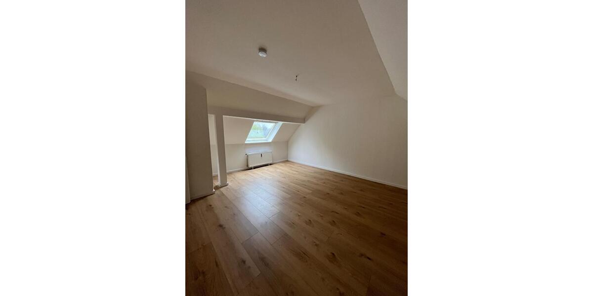 Maisonettenwohnung Essen Stadtbezirk VII - 4.5 Zimmer, 110 m&sup2;, 938&euro; | Angebot:26422014