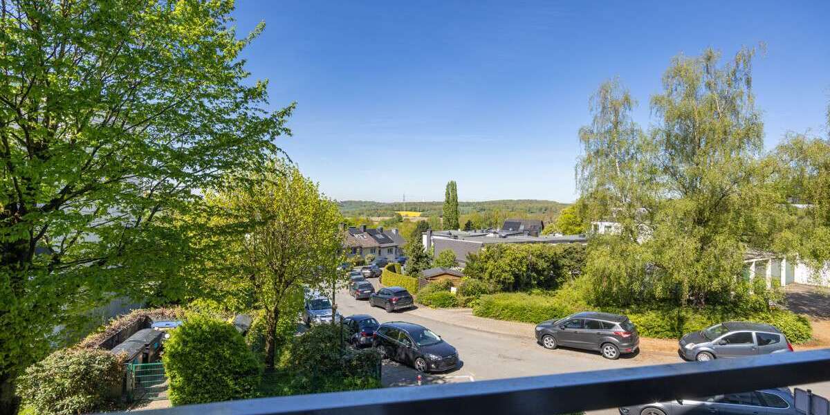 Etagenwohnung Wuppertal / Eckbusch Eckbusch - 3 Zimmer, 102 m&sup2;, 145.000&euro; | Angebot:26472766