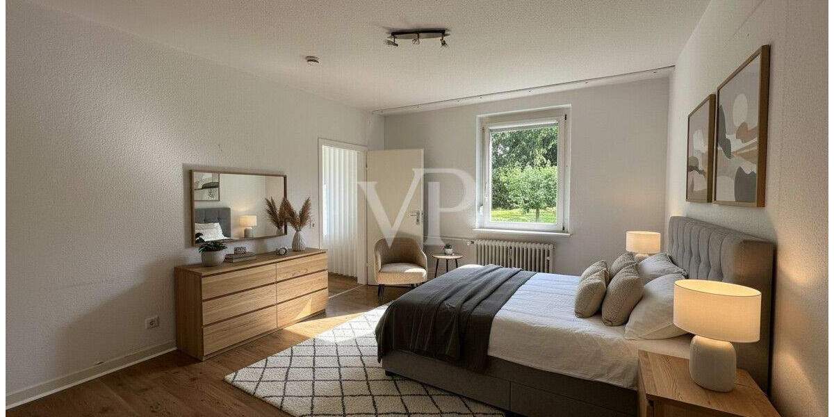 Flexibel nutzbares Drei-Familien- oder Einfamilienhaus in beliebter Wohnlage mit Garage & Stellplatz 6 zimmer