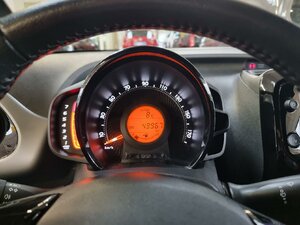 Toyota Aygo x-final Kamera Tempo Klima Alu Winterräder 49.966 km 11.980 &euro; HAAN 42781