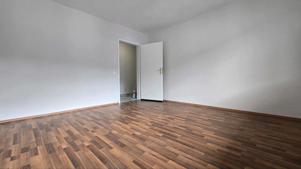 Etagenwohnung Wuppertal Gemarkung Langerfeld - 2 Zimmer, 60 m&sup2;, 490&euro; | Angebot:26464584