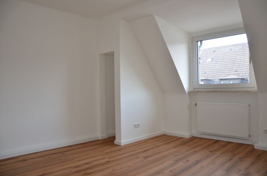 PRIVAT: Moderne 2,5 Zi. Dachgeschoss-Wohnung in ruhiger zentraler Top-Lage Alsenviertel, ohne Balkon - Dachgeschoßwohnung Bochum Innenstadt | Angebot:27501609