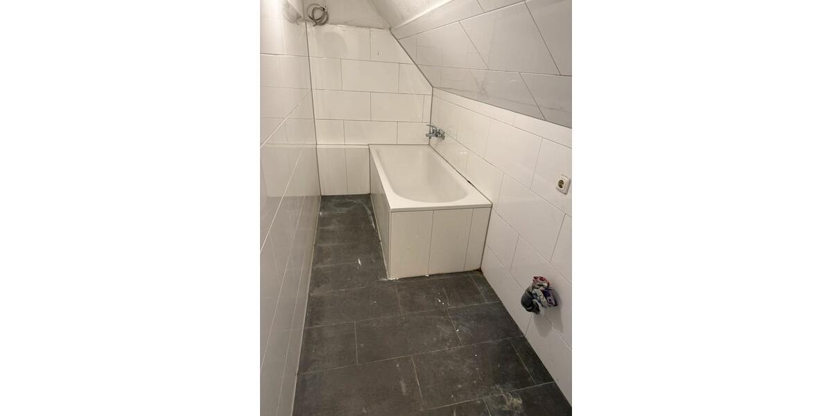 Duisburg Rheinhausen Markt DG 3,5 Z immer zu Vermiten 3 zimmer